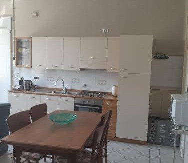 Barolo Apartment | 120 m² Apartment ∙ 3 bedrooms ∙ 6 guests
