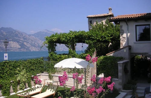 Cassone House | 120 m² House ∙ 2 bedrooms ∙ 4 guests