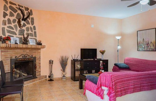Elche De La Sierra House | 120 m² House ∙ 3 bedrooms ∙ 8 guests