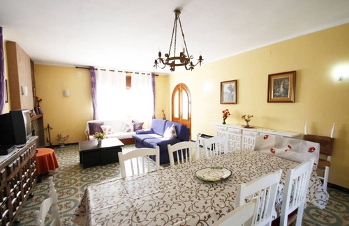 Miami Platja Villa | 120 m² Villa ∙ 4 bedrooms ∙ 8 guests