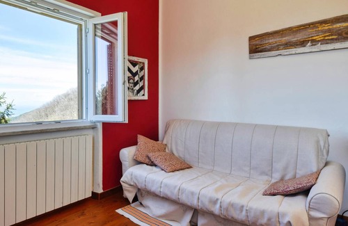 Castiglione Chiavarese House | 125 m² House ∙ 3 bedrooms ∙ 9 guests