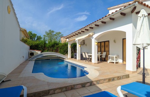 Castello d'Empuries Villa | 125 m² Villa ∙ 3 bedrooms ∙ 8 guests