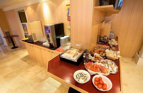 Vilafranca del Penedes Hotel | 13 m² Hotel ∙ 7 guests