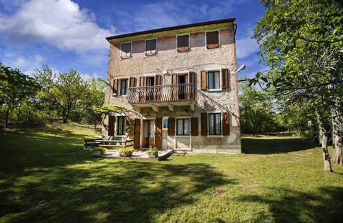 Caprino Veronese Apartment | 130 m² Apartment ∙ 2 bedrooms ∙ 6 guests
