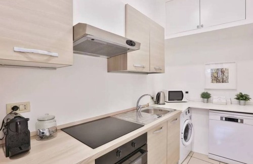 San Babila Apartment | 134 m² Apartment ∙ 2 bedrooms ∙ 5 guests