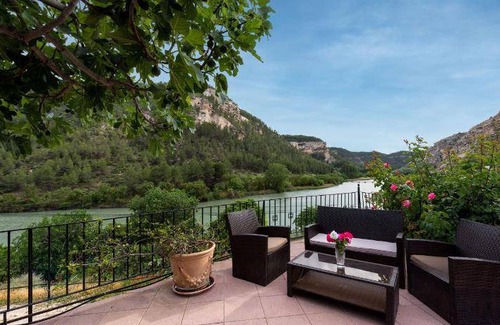 Alcala del Jucar House | 140 m² House ∙ 4 bedrooms ∙ 10 guests
