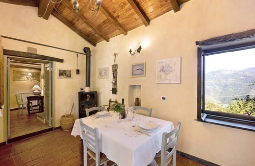 Cartari House | 140 m² House ∙ 3 bedrooms ∙ 5 guests