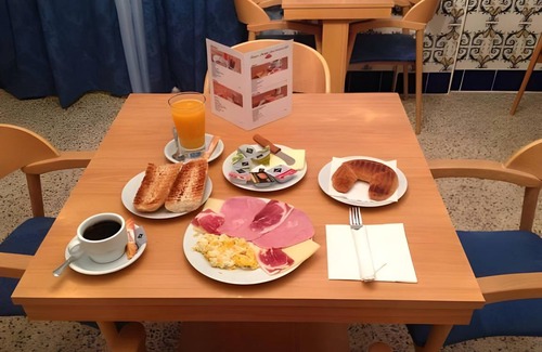 Benimamet Bed & Breakfast | 15 m² Bed and breakfast ∙ 2 guests