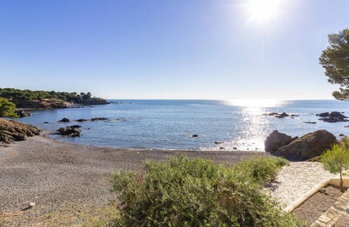 Llanca House | 150 m² House ∙ 4 bedrooms ∙ 10 guests