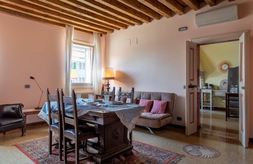 Burano Apartment | 160 m² Apartment ∙ 2 bedrooms ∙ 4 guests