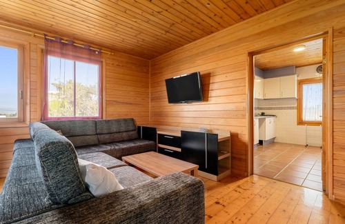 Sant Jaume d'Enveja House | 160 m² House ∙ 3 bedrooms ∙ 10 guests