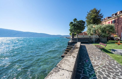 Bogliaco House | 160 m² House ∙ 4 bedrooms ∙ 8 guests