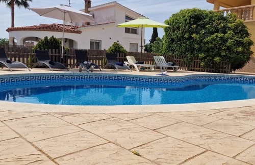 Riumar House | 160 m² House ∙ 4 bedrooms ∙ 8 guests