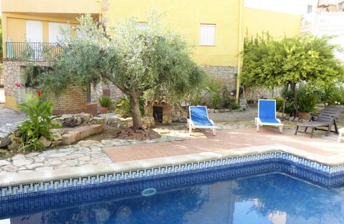 Alcover House | 160 m² House ∙ 5 bedrooms ∙ 9 guests