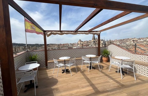 Toledo City Center Apartment | 166 m² Serviced apartment ∙ 3 bedrooms ∙ 10 guests