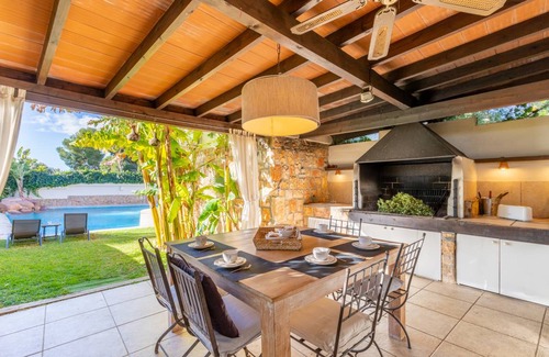Puerta de Hierro Villa | 170 m² Villa ∙ 3 bedrooms ∙ 10 guests