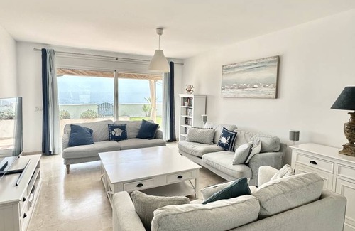 Bahia Dorada Villa | 170 m² Villa ∙ 3 bedrooms ∙ 7 guests