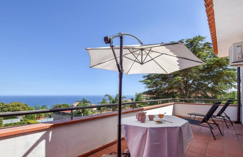 Aci Catena House | 180 m² Maisonette ∙ 2 bedrooms ∙ 6 guests
