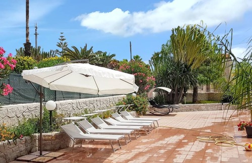 Fontane Bianche Villa | 190 m² Villa ∙ 3 bedrooms ∙ 8 guests