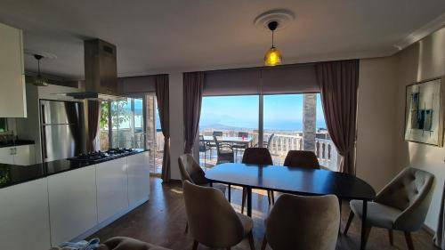 Tepe Apartment | 200 m² Apartment ∙ 3 bedrooms ∙ 6 guests