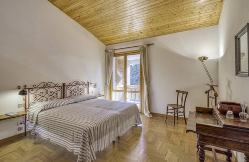 Montebonello House | 200 m² House ∙ 3 bedrooms ∙ 6 guests