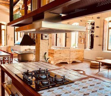 Torrelavit House | 200 m² House ∙ 4 bedrooms ∙ 15 guests