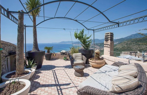 Borgio Verezzi House | 200 m² House ∙ 4 bedrooms ∙ 8 guests