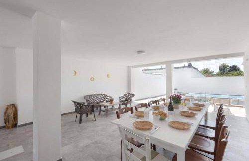 Roca Vecchia House | 200 m² House ∙ 5 bedrooms ∙ 12 guests