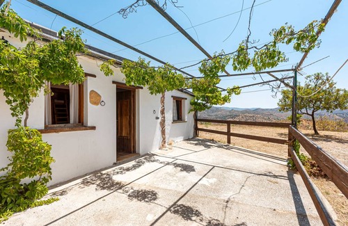 Almogia House | 200 m² House ∙ 5 bedrooms ∙ 20 guests