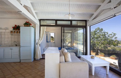 Marsala Villa | 200 m² Villa ∙ 7 bedrooms ∙ 14 guests