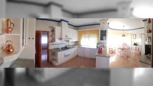 Los Navalucillos Villa | 2000 m² Villa ∙ 7 bedrooms ∙ 15 guests