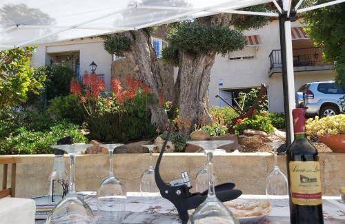 Los Navalucillos Villa | 2000 m² Villa ∙ 7 bedrooms ∙ 15 guests