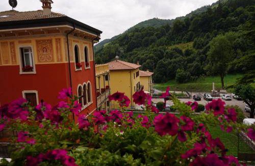 Ferrara di Monte Baldo Hotel | 23 m² Hotel ∙ 4 guests