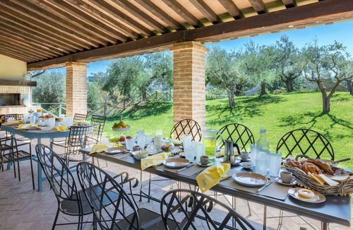 Fratta Villa | 230 m² Villa ∙ 6 bedrooms ∙ 12 guests