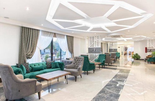 Manavgat Hotel | 25 m² Hotel ∙ 127 guests