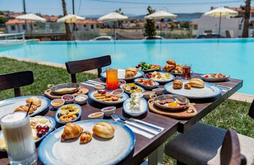 Ayvalik Hotel | 25 m² Hotel ∙ 127 guests