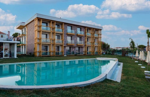 Ayvalik Hotel | 25 m² Hotel ∙ 127 guests