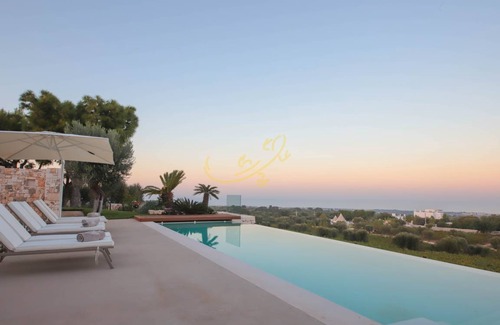 Monopoli Villa | 250 m² Villa ∙ 7 bedrooms ∙ 14 guests