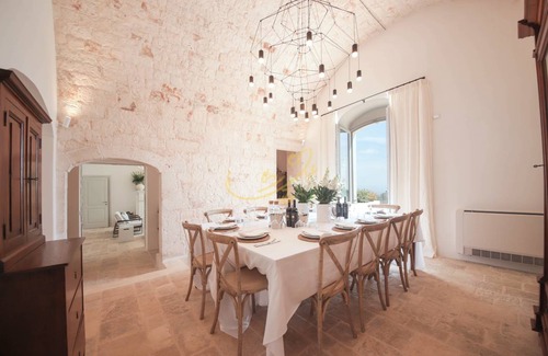 Monopoli Villa | 250 m² Villa ∙ 7 bedrooms ∙ 14 guests