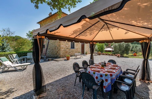 Monte San Savino House | 260 m² House ∙ 5 bedrooms ∙ 11 guests