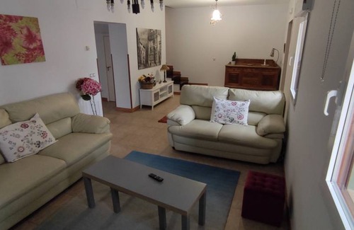 Burgos House | 265 m² House ∙ 5 bedrooms ∙ 14 guests