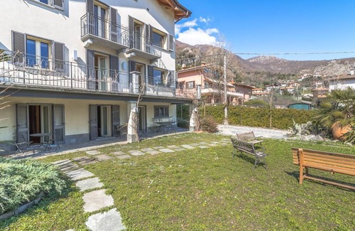 Azzano Villa | 270 m² Villa ∙ 7 bedrooms ∙ 14 guests