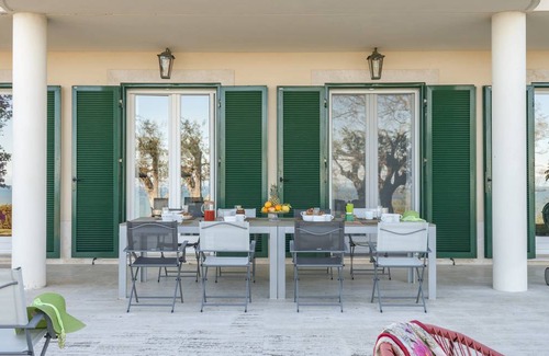 Silvi Villa | 274 m² Villa ∙ 3 bedrooms ∙ 8 guests