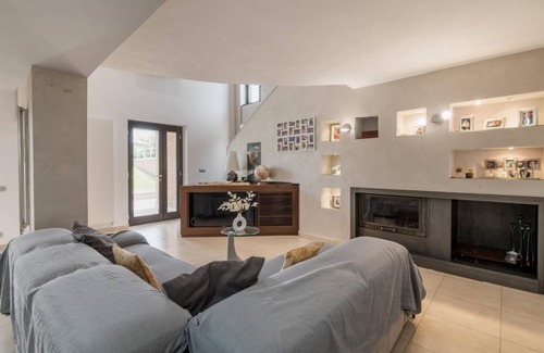 Velletri House | 275 m² House ∙ 4 bedrooms ∙ 10 guests