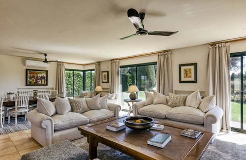 Navata Villa | 275 m² Villa ∙ 4 bedrooms ∙ 8 guests