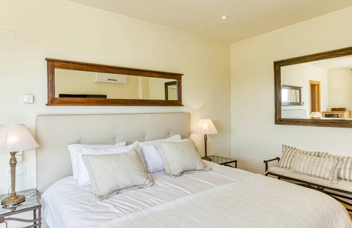 Navata Villa | 275 m² Villa ∙ 4 bedrooms ∙ 8 guests