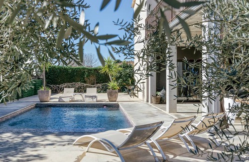 Perelada House | 280 m² House ∙ 3 bedrooms ∙ 6 guests