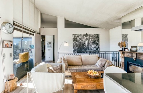 Perelada House | 280 m² House ∙ 3 bedrooms ∙ 6 guests