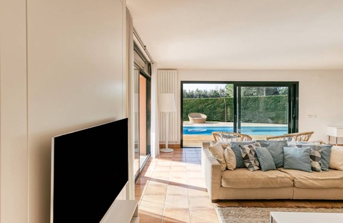 Navata Villa | 285 m² Villa ∙ 4 bedrooms ∙ 8 guests