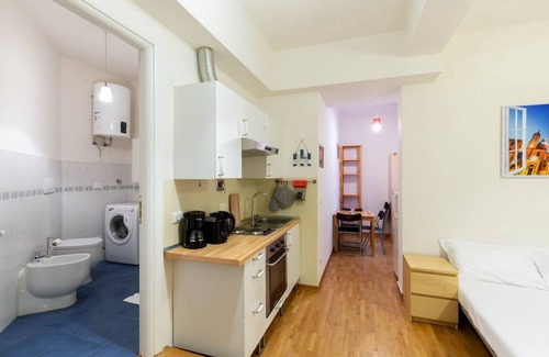 Historic Center Apartment | 30 m² Apartment ∙ 2 guests